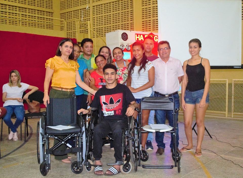 SMS de Joaquim Pires entrega equipamentos ortopédicos aos pacientes com deficiência física - Imagem 40