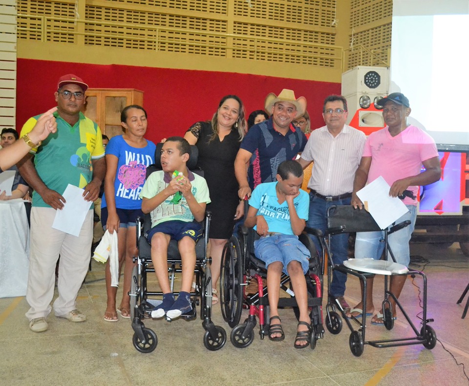SMS de Joaquim Pires entrega equipamentos ortopédicos aos pacientes com deficiência física - Imagem 55