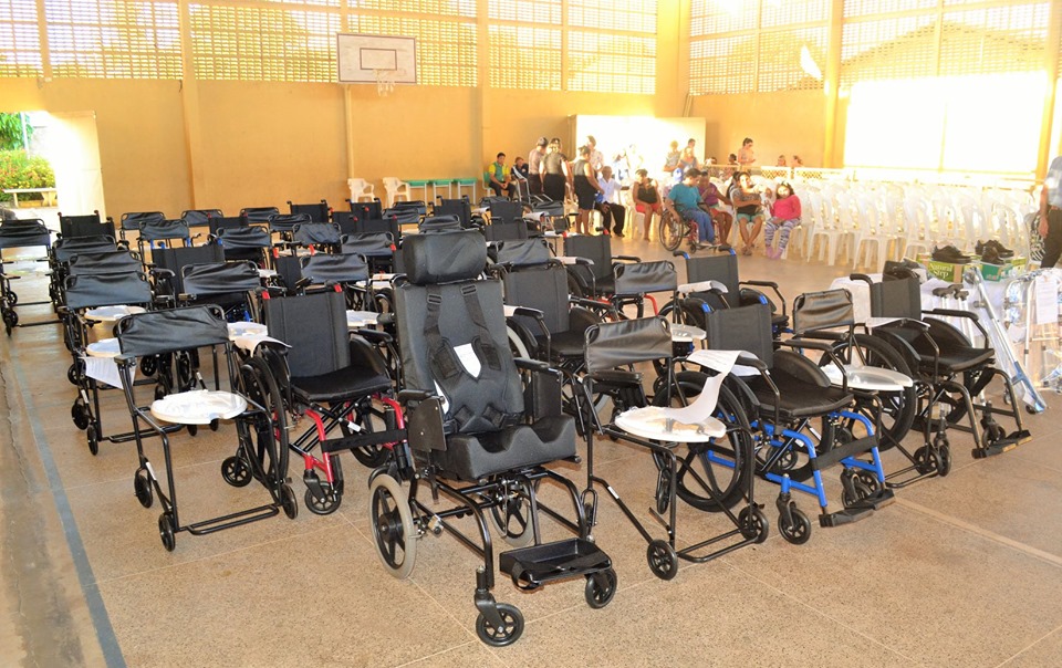 SMS de Joaquim Pires entrega equipamentos ortopédicos aos pacientes com deficiência física - Imagem 1