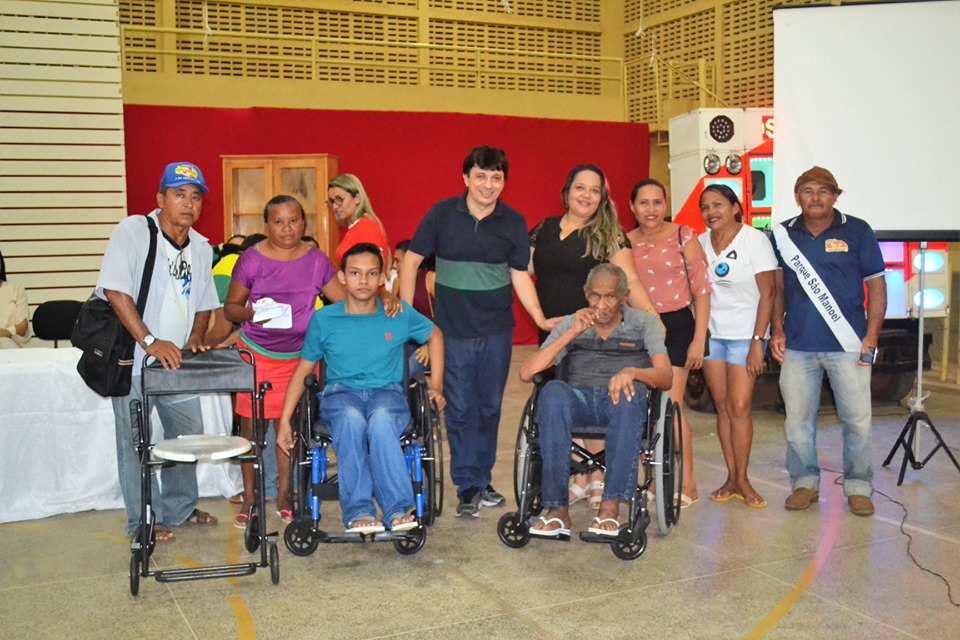 SMS de Joaquim Pires entrega equipamentos ortopédicos aos pacientes com deficiência física - Imagem 51