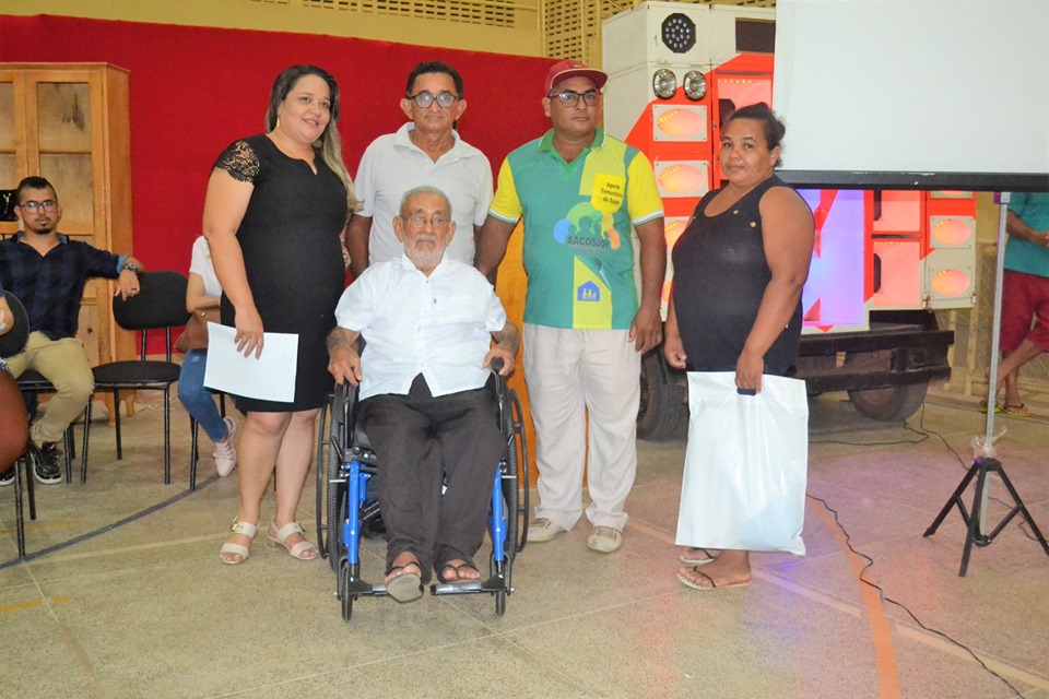 SMS de Joaquim Pires entrega equipamentos ortopédicos aos pacientes com deficiência física - Imagem 25