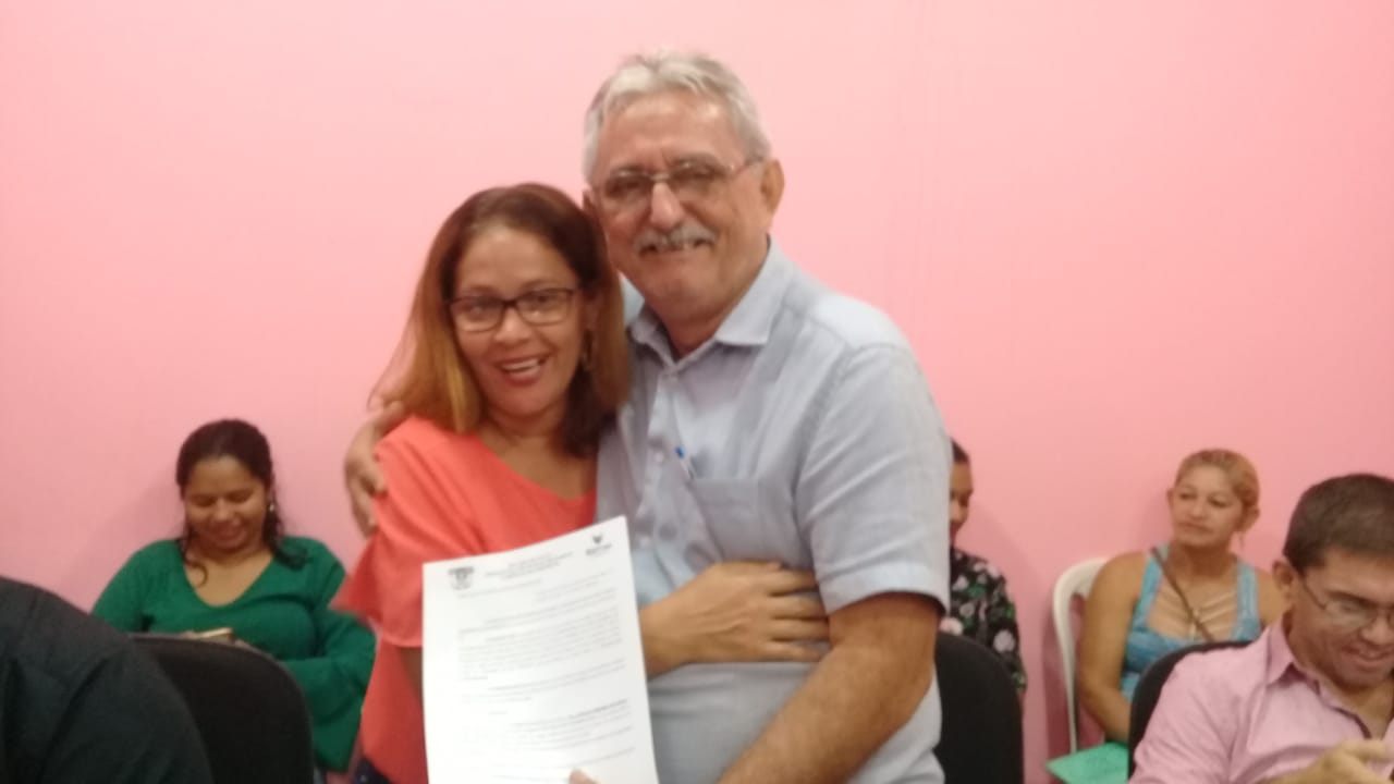 Prefeitura empossa concursados - Imagem 4