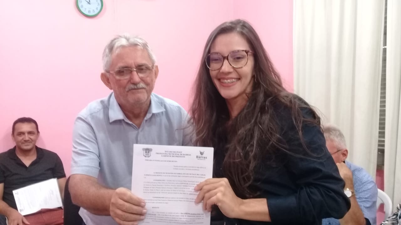 Prefeitura empossa concursados - Imagem 3