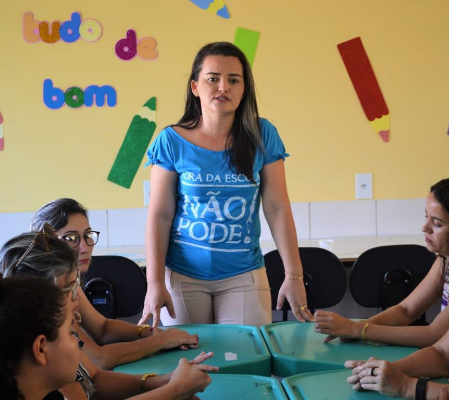 Joaquim Pires realiza a reunião intermediária de acompanhamento do Selo Unicef