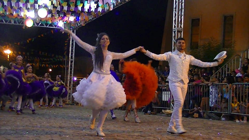 Com criatividade prefeitura de Barras realiza Festival Folclórico  - Imagem 5