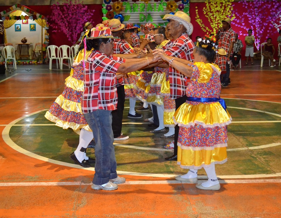 Prefeitura municipal realiza a primeira noite do arraiá da cidade de Joaquim Pires - Imagem 74