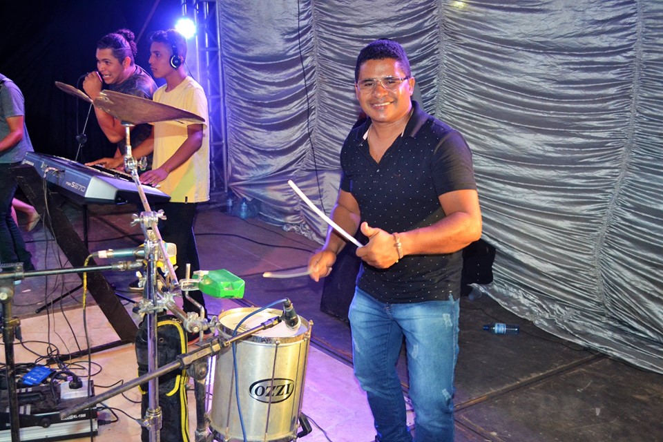 Prefeitura municipal realiza a primeira noite do arraiá da cidade de Joaquim Pires - Imagem 86