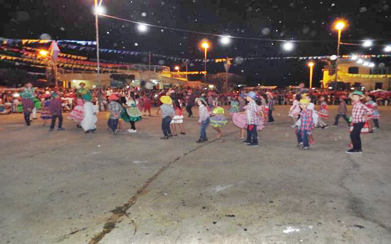 Público prestigia primeira noite do Encontro de Folguedos na Praça Manoel Nogueira Lima  - Imagem 45