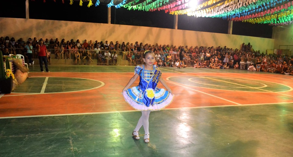 Prefeitura municipal realiza a primeira noite do arraiá da cidade de Joaquim Pires - Imagem 12