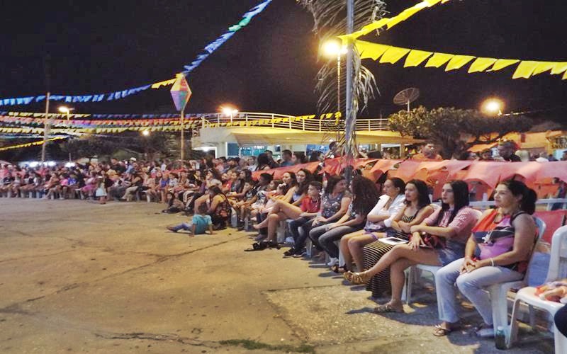 Público prestigia primeira noite do Encontro de Folguedos na Praça Manoel Nogueira Lima  - Imagem 18