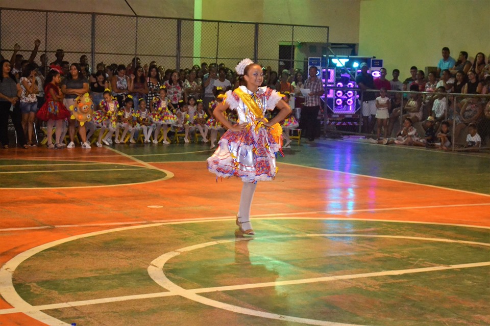 Prefeitura municipal realiza a primeira noite do arraiá da cidade de Joaquim Pires - Imagem 17