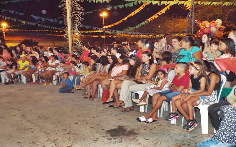 Público prestigia primeira noite do Encontro de Folguedos na Praça Manoel Nogueira Lima  - Imagem 25