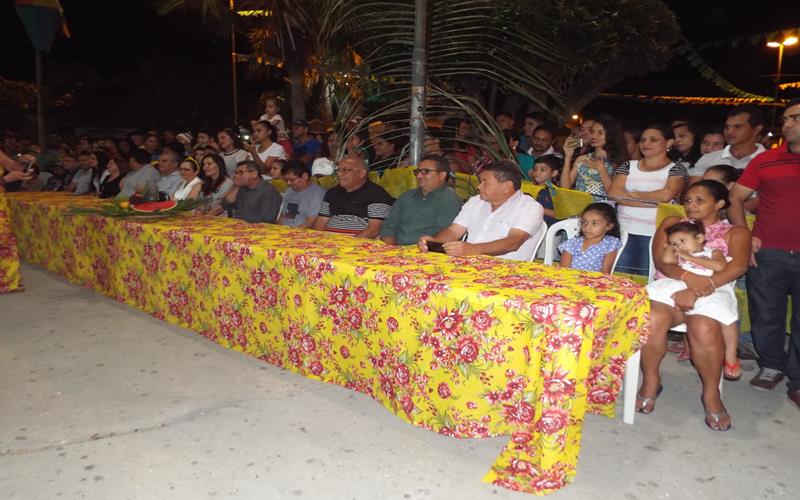 Público prestigia primeira noite do Encontro de Folguedos na Praça Manoel Nogueira Lima  - Imagem 38