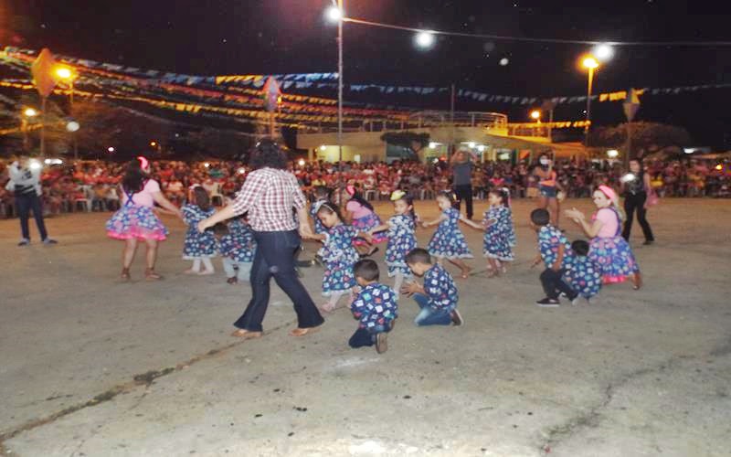 Público prestigia primeira noite do Encontro de Folguedos na Praça Manoel Nogueira Lima  - Imagem 43