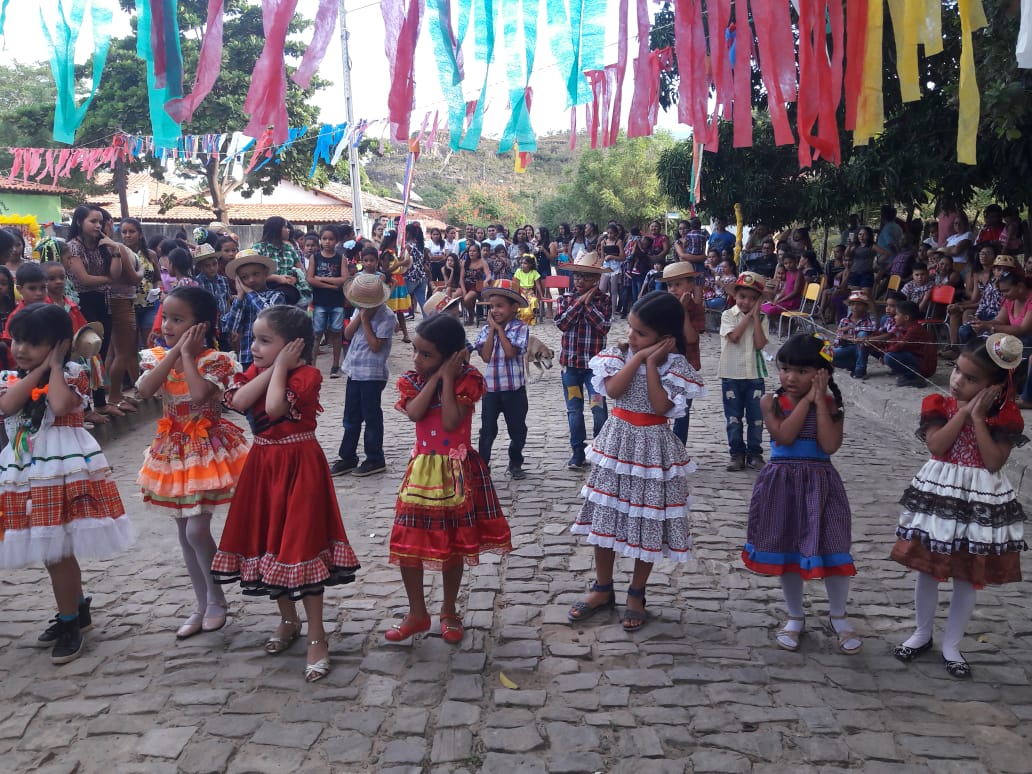 Tradição que continua em escola Menino Jesus 