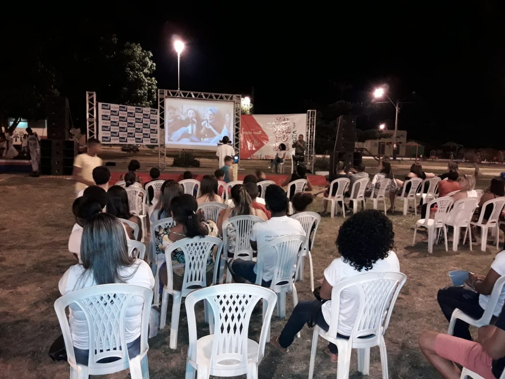 Projeto reúne jovens e comunidade na Praça Santo Antônio em Uruçuí  - Imagem 1