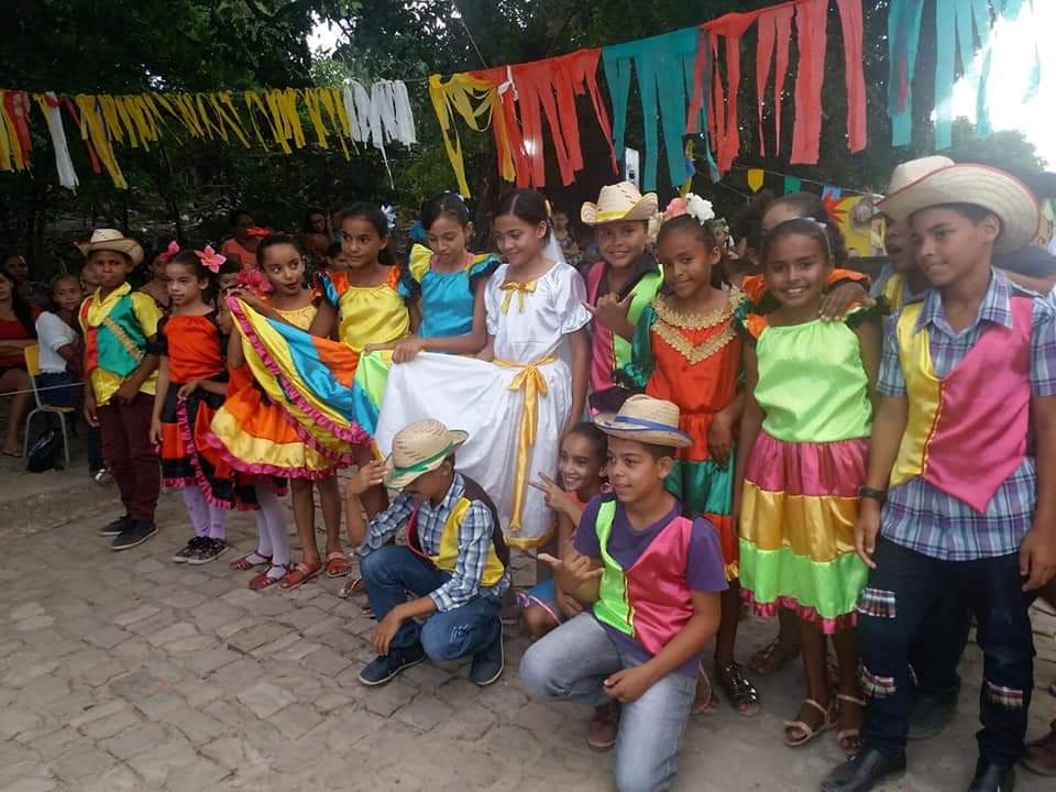 Tradição que continua em escola Menino Jesus  - Imagem 11