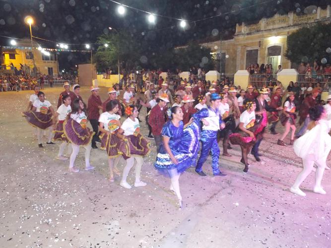 Junina Bag Dance leva título de campeã do Encontro de Folguedos 2019  - Imagem 70