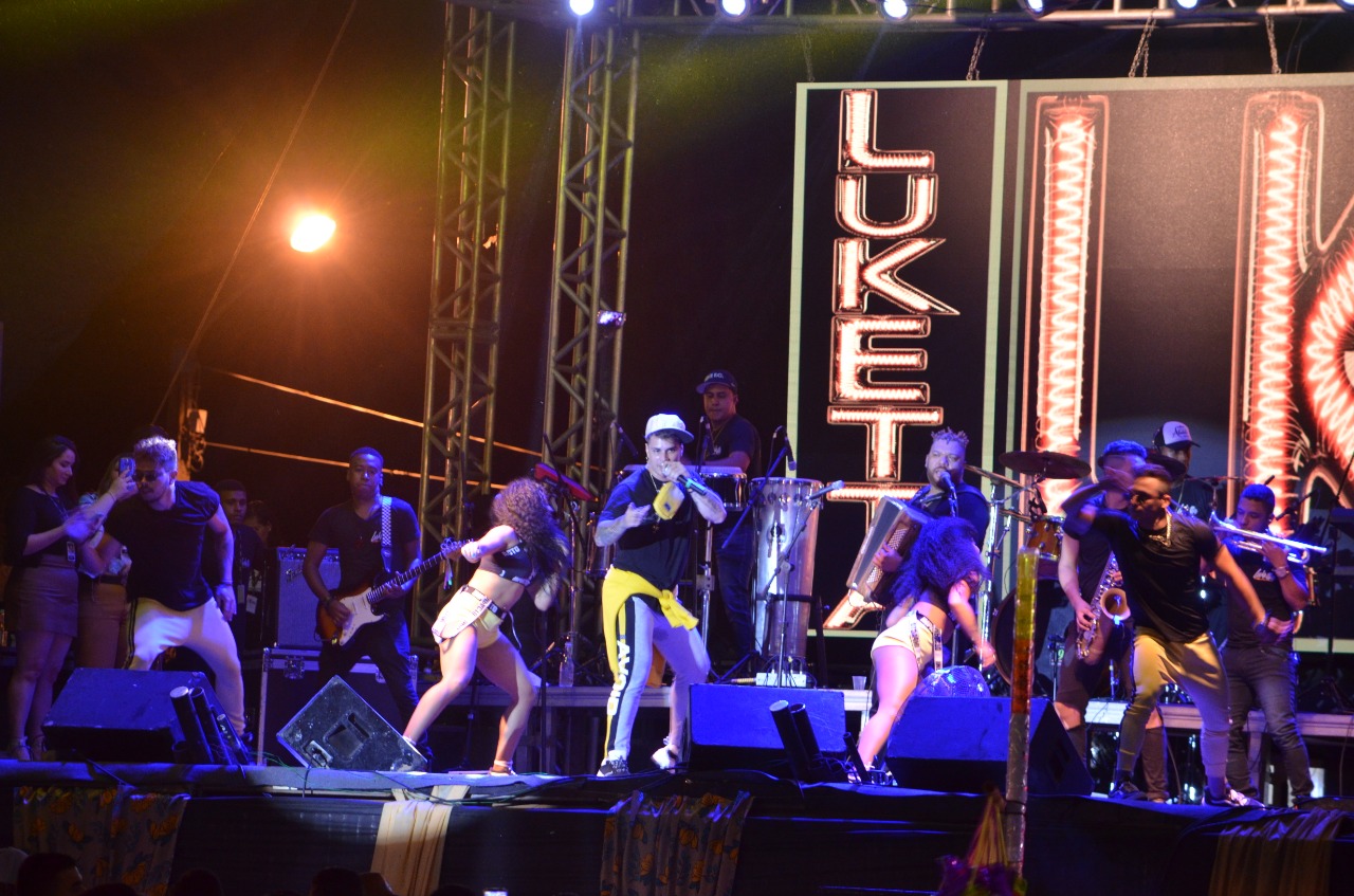 Prefeito João Luiz depois de 6 dias encerra Semana Cultural com chave de ouro - Imagem 16