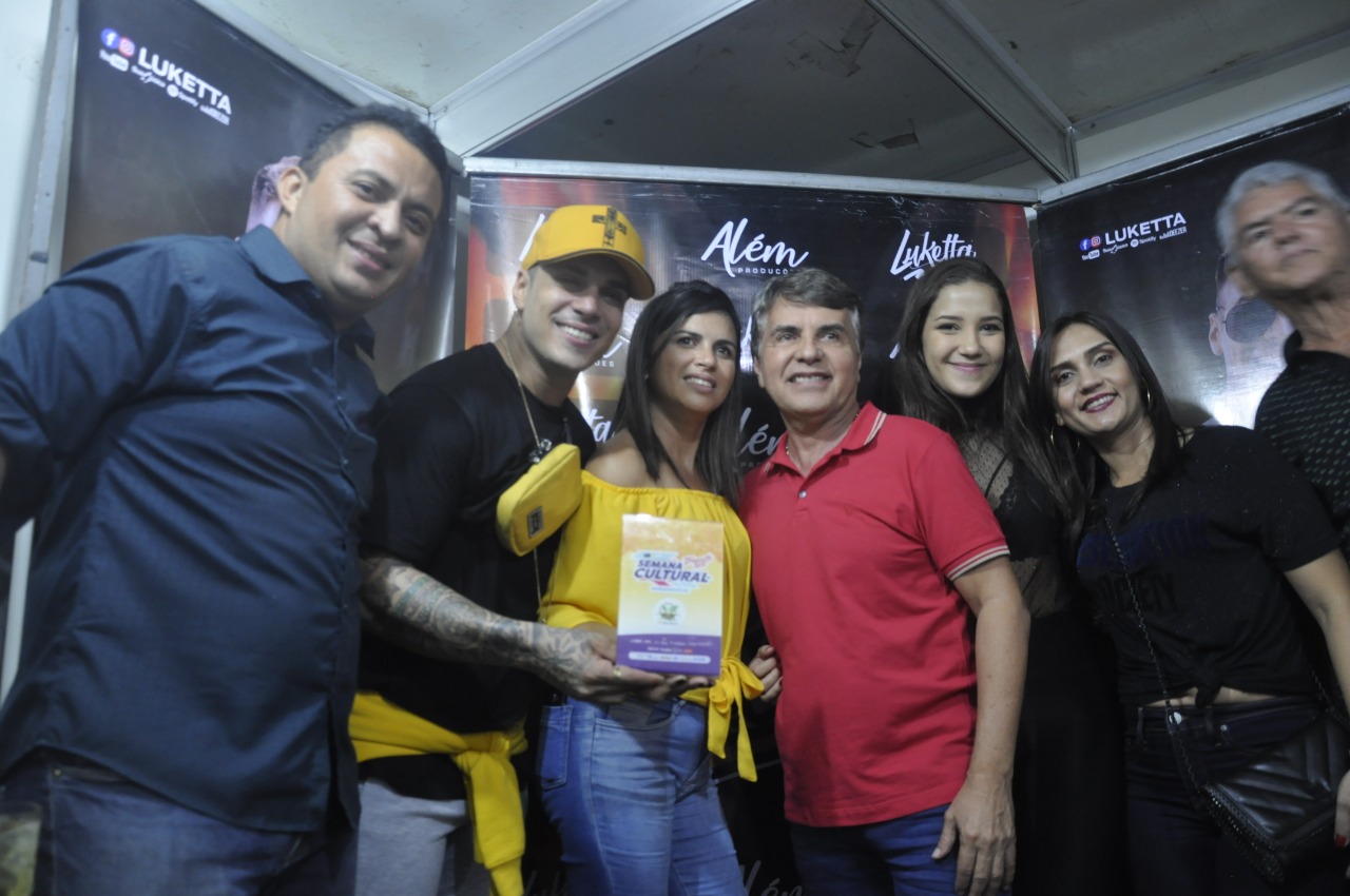 Prefeito João Luiz depois de 6 dias encerra Semana Cultural com chave de ouro 