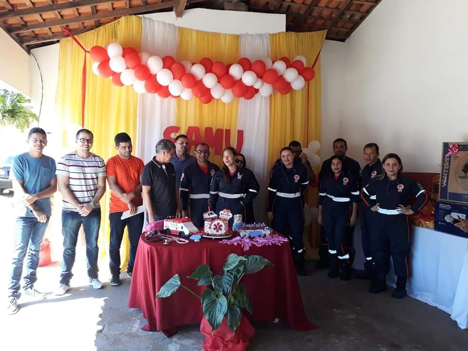 Prefeito João Luiz participa de comemoração de 03 anos de relevantes serviços do SAMU  - Imagem 3