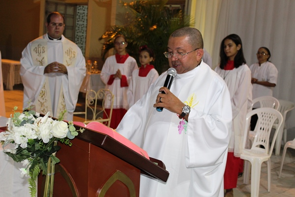 Padre Lael Rubem celebra terceira noite de novena a Santo Inácio de Loyola - Imagem 11