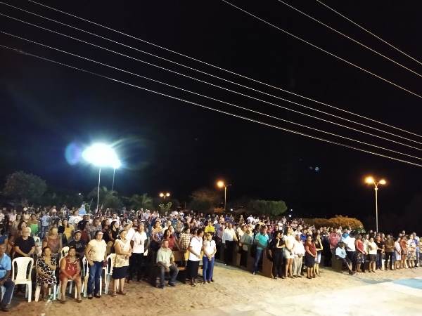Fiéis participaram da segunda noite de novena a Santo Inácio de Loyola, na noite dessa terça-feira - Imagem 11