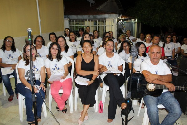 Fiéis participaram da segunda noite de novena a Santo Inácio de Loyola, na noite dessa terça-feira - Imagem 24
