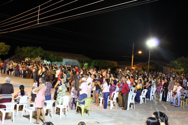 Padre Lael Rubem celebra terceira noite de novena a Santo Inácio de Loyola - Imagem 20