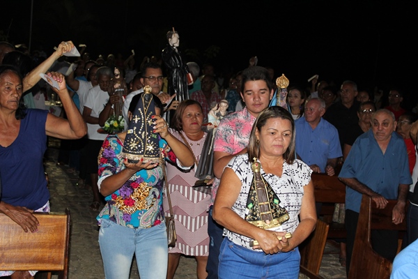 Quarta noite de novena e missa a Santo Inácio de Loyola foi celebrada nessa quinta-feira - Imagem 5