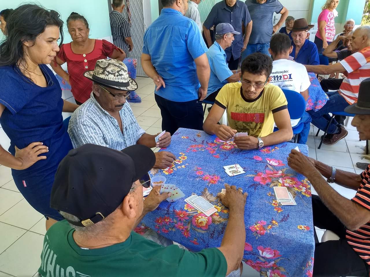 Idosos de Monsenhor Gil se encontram em dia de lazer - Imagem 6