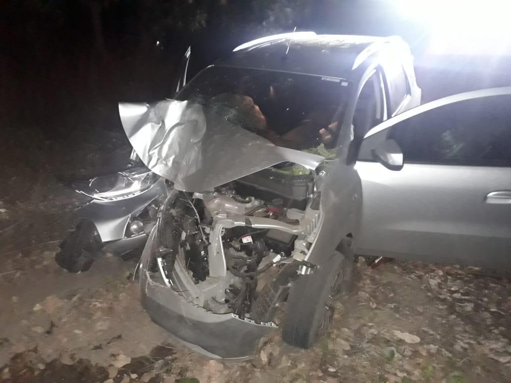 Carro que levava pacientes de Santo Inácio para Teresina sofre acidente  - Imagem 6