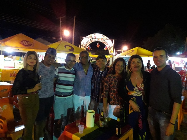 São João do bairro Codó junta multidão em Dom Expedito Lopes confira os vídeos.  - Imagem 33