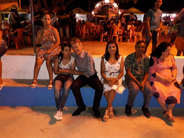 São João do bairro Codó junta multidão em Dom Expedito Lopes confira os vídeos.  - Imagem 1