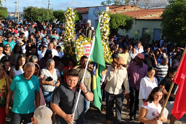 Milhares de fiéis participaram da missa solene a Santo Inácio de Loyola  - Imagem 3