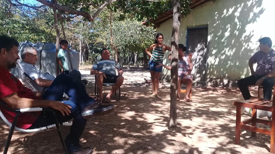 Prefeitura de Barras  continua a  recuperação e construção de estradas no interior - Imagem 4