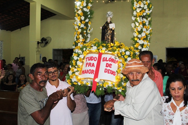 Milhares de fiéis participaram da missa solene a Santo Inácio de Loyola  - Imagem 41