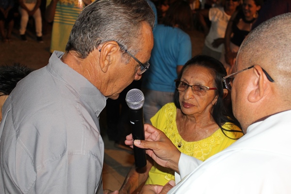 Fiéis lotam patamar da igreja na última noite de novena e missa a Santo Inácio de Loyola  - Imagem 37