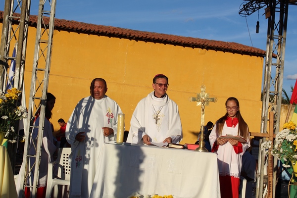 Milhares de fiéis participaram da missa solene a Santo Inácio de Loyola  - Imagem 21