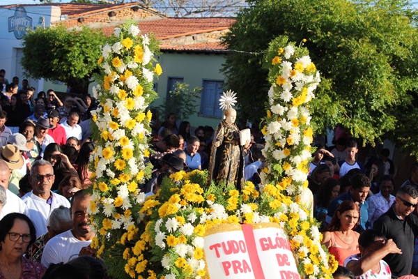 Milhares de fiéis participaram da missa solene a Santo Inácio de Loyola  - Imagem 4