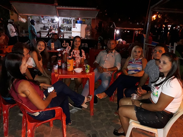 2º Dia do São João do Bairro Codó em Dom Expedito Lopes confira os vídeos. “Multidão prestigia o evento” - Imagem 8