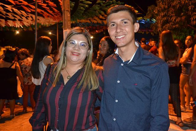 2º Dia do São João do Bairro Codó em Dom Expedito Lopes confira os vídeos. “Multidão prestigia o evento” - Imagem 32