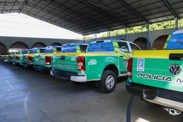 Prefeito João Luiz recebe viatura policial das mãos do governador Wellington Dias  - Imagem 2