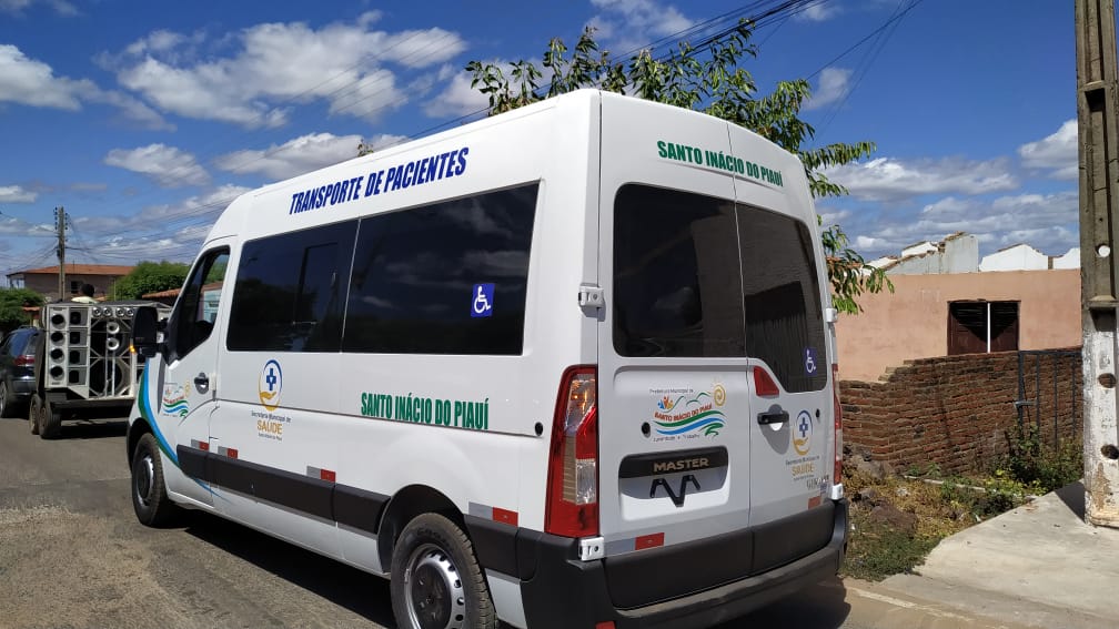 Prefeitura de Santo Inácio recebe Van para a secretaria de saúde   - Imagem 10