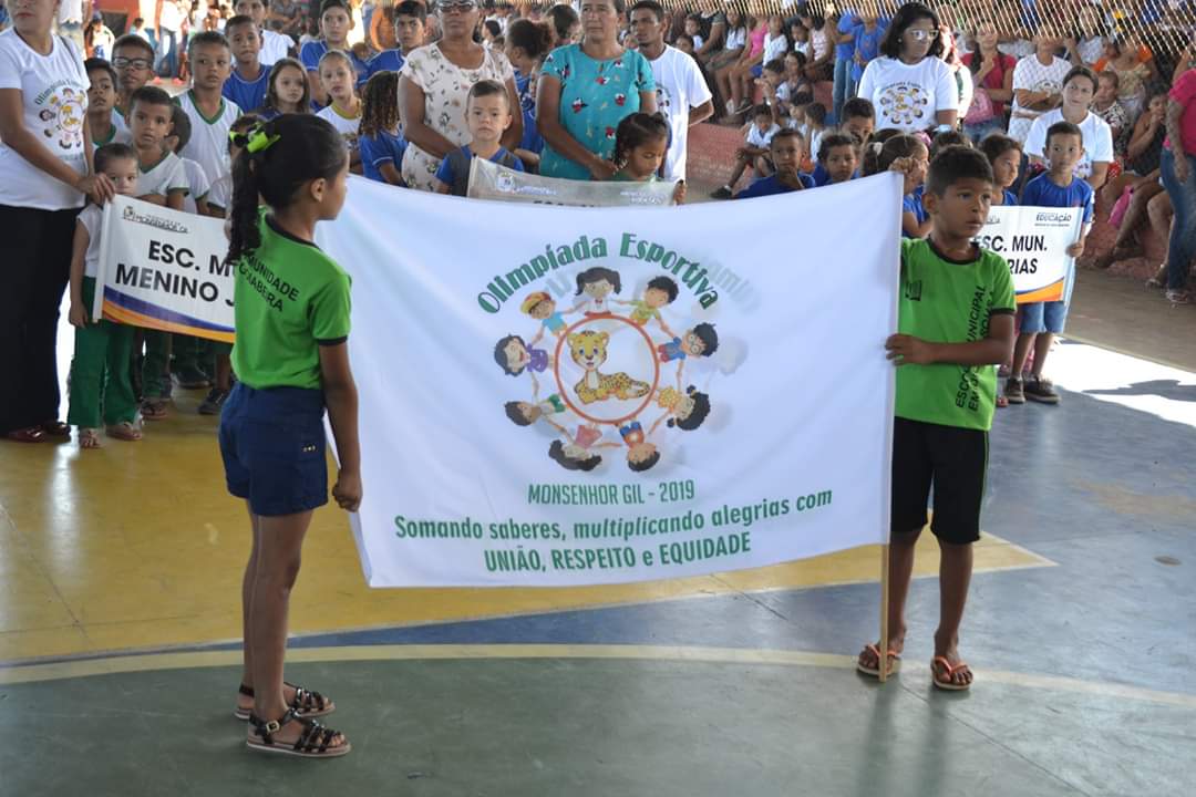 Prefeito João Luiz e Secretaria Norma Suely encerram com chave de ouro Olimpíada Escolar - Imagem 4
