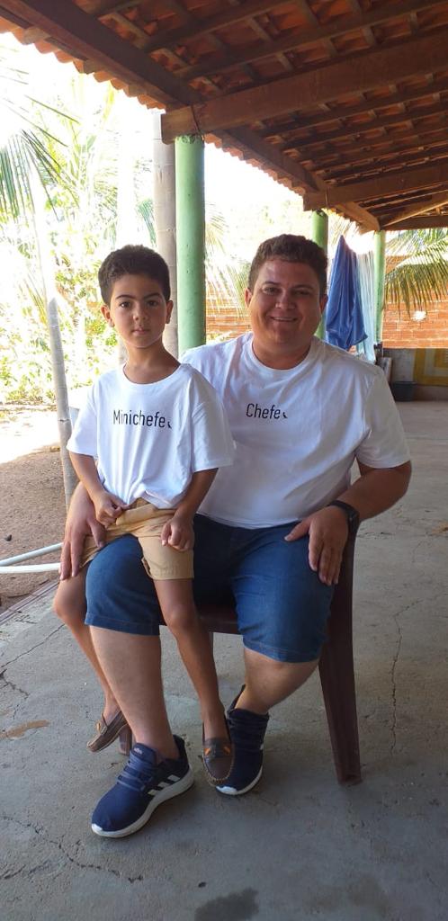 Prefeito visita obras de construção de banheiros na zona rural de Santo Inácio  - Imagem 10