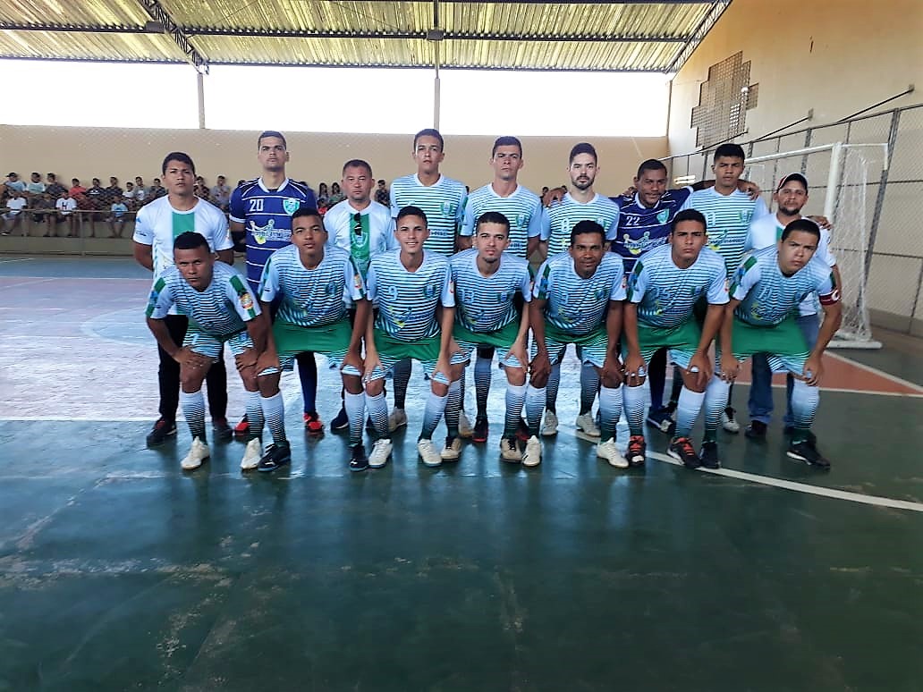 Seleção municipal de futsal vence de virada e se classifica para as quartas de final - Imagem 1