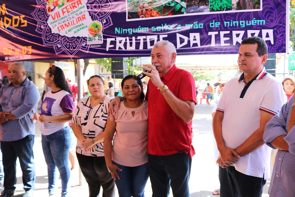 Prefeito participou da Feira da Agricultura Familiar em Miguel Alves - Imagem 4