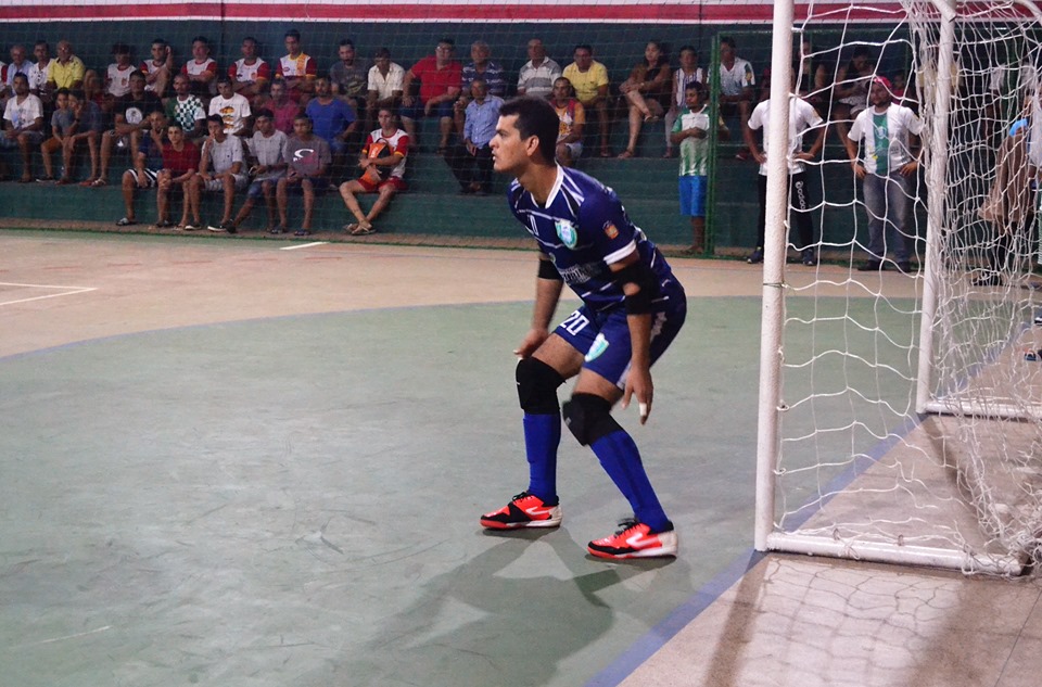 Prefeito Genival Bezerra prestigia a classificação da seleção municipal de futsal - Imagem 16