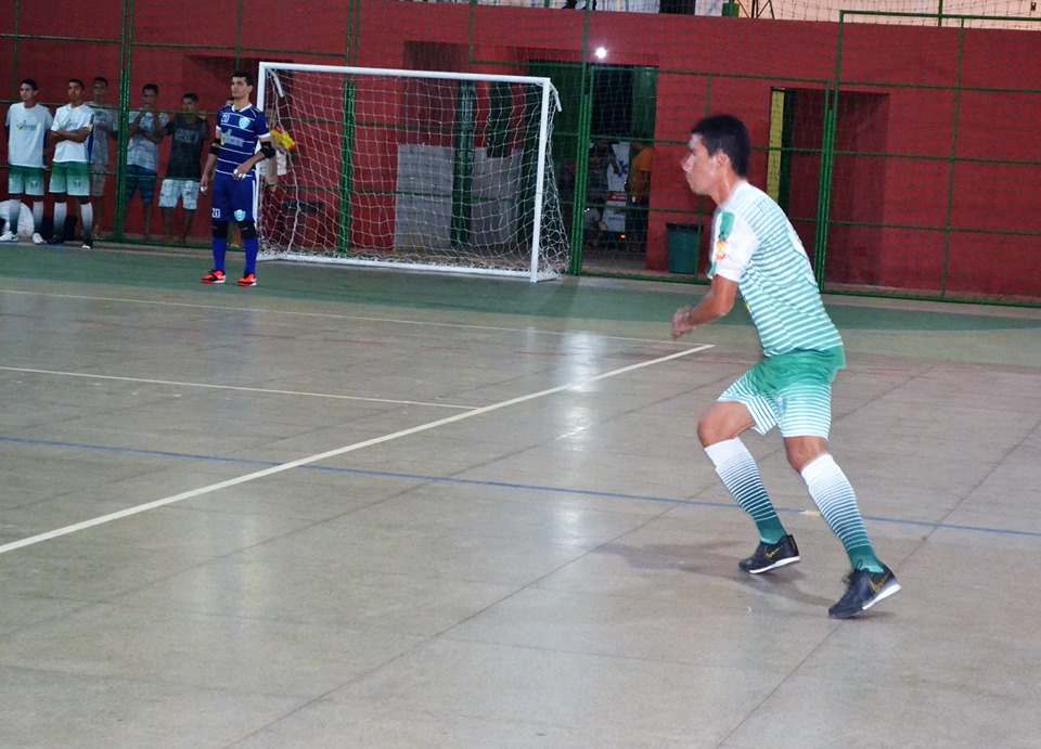 Prefeito Genival Bezerra prestigia a classificação da seleção municipal de futsal - Imagem 20
